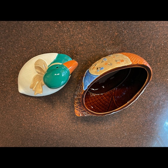 B & D Vintage Mallard Duck Cookie Candy Snack Canister Perfect Shape Like New - Picture 5 of 13